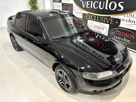 CHEVROLET VECTRA 2.2 MPFI GL 8V GASOLINA 4P MANUAL CHEVROLET VECTRA 2.2 MPFI GL 8V GASOLINA 4P MANUAL