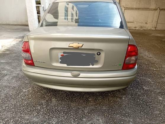 CHEVROLET CLASSIC 1.0 MPFI VHCE 8V FLEX 4P MANUAL