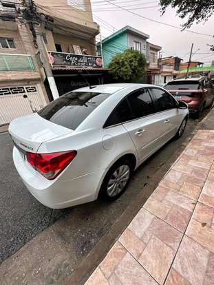 CHEVROLET-CRUZE-2013