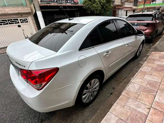 CHEVROLET-CRUZE-1.8 LTZ 16V FLEX 4P AUTOMÁTICO CHEVROLET-CRUZE-2013