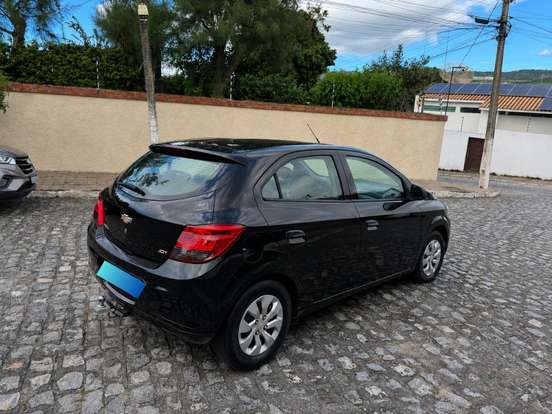 CHEVROLET-ONIX-2019