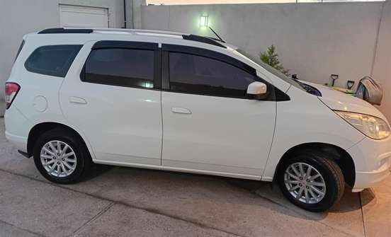 CHEVROLET-SPIN-2014