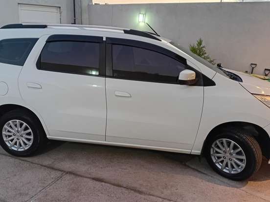 CHEVROLET-SPIN-1.8 LT 8V FLEX 4P AUTOMÁTICO CHEVROLET-SPIN-2014