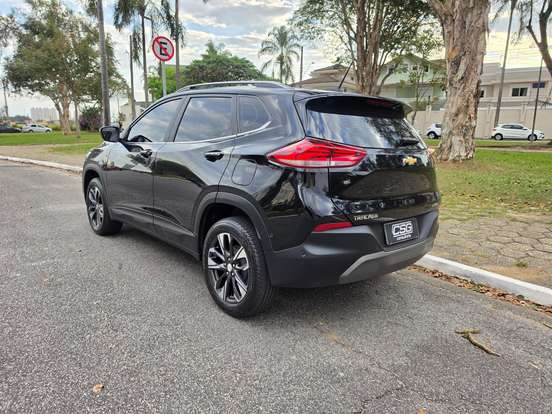 CHEVROLET-TRACKER-2024