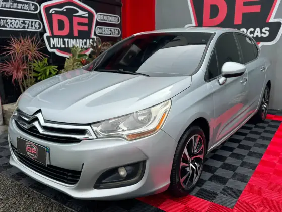 CITROËN C4 LOUNGE 1.6 EXCLUSIVE 16V TURBO GASOLINA 4P AUTOMÁTICO CITROËN C4 LOUNGE 1.6 EXCLUSIVE 16V TURBO GASOLINA 4P AUTOMÁTICO