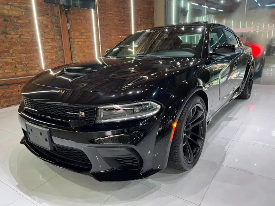 DODGE CHARGER 6.4 V8 SRT HEMI GASOLINA SCAT PACK AUTOMÁTICO DODGE CHARGER 6.4 V8 SRT HEMI GASOLINA SCAT PACK AUTOMÁTICO