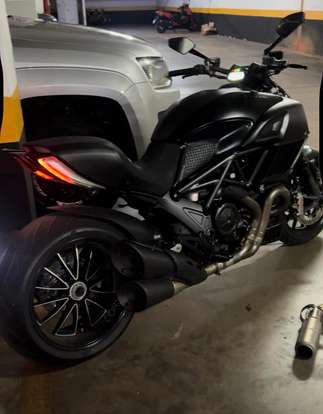 DUCATI-DIAVEL ABS-2015