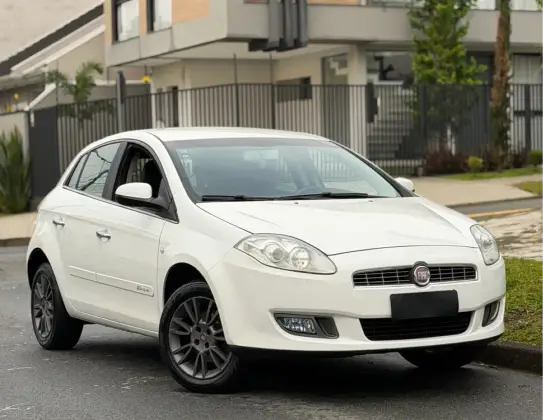 FIAT BRAVO 1.8 ABSOLUTE 16V FLEX 4P AUTOMATIZADO FIAT BRAVO 1.8 ABSOLUTE 16V FLEX 4P AUTOMATIZADO
