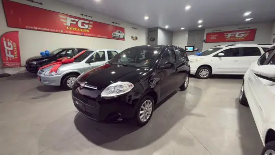 FIAT PALIO 1.0 MPI ATTRACTIVE 8V FLEX 4P MANUAL FIAT PALIO 1.0 MPI ATTRACTIVE 8V FLEX 4P MANUAL