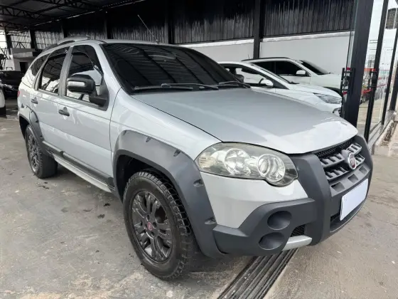 FIAT PALIO 1.8 MPI ADVENTURE WEEKEND 8V FLEX 4P MANUAL FIAT PALIO 1.8 MPI ADVENTURE WEEKEND 8V FLEX 4P MANUAL
