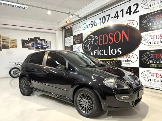 FIAT PUNTO 1.8 SPORTING 16V FLEX 4P AUTOMATIZADO FIAT PUNTO 1.8 SPORTING 16V FLEX 4P AUTOMATIZADO