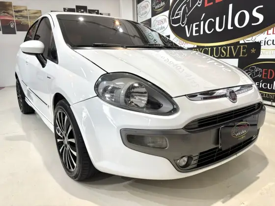 FIAT PUNTO 1.8 SPORTING 16V FLEX 4P AUTOMATIZADO FIAT PUNTO 1.8 SPORTING 16V FLEX 4P AUTOMATIZADO