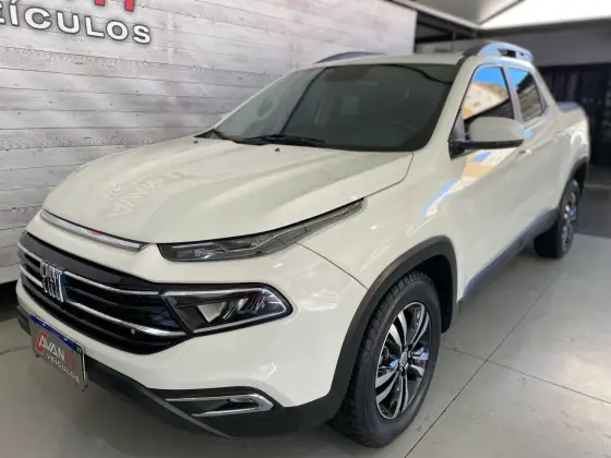 FIAT TORO 1.3 TURBO 270 FLEX FREEDOM AT6 FIAT TORO 1.3 TURBO 270 FLEX FREEDOM AT6