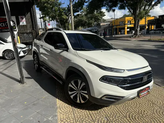 FIAT TORO 2.0 16V TURBO DIESEL VOLCANO 4WD AT9 FIAT TORO 2.0 16V TURBO DIESEL VOLCANO 4WD AT9