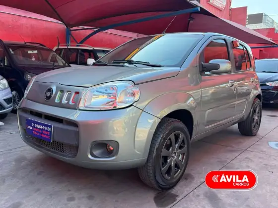 FIAT UNO 1.0 EVO VIVACE 8V FLEX 4P MANUAL FIAT UNO 1.0 EVO VIVACE 8V FLEX 4P MANUAL