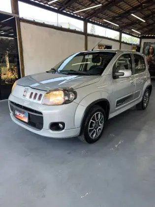 FIAT UNO 1.4 EVO SPORTING 8V FLEX 4P MANUAL FIAT UNO 1.4 EVO SPORTING 8V FLEX 4P MANUAL