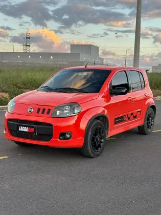 FIAT UNO 1.4 EVO SPORTING 8V FLEX 4P MANUAL FIAT UNO 1.4 EVO SPORTING 8V FLEX 4P MANUAL