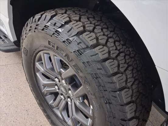 FORD-F-150-5.0 V8 GASOLINA CD TREMOR FX4 AUTOMÁTICO FORD-F-150-2025