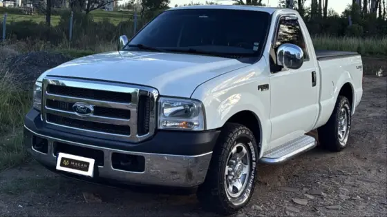 FORD F-250 4.2 XLT 4X2 CS TURBO INTERCOOLER DIESEL 2P MANUAL FORD F-250 4.2 XLT 4X2 CS TURBO INTERCOOLER DIESEL 2P MANUAL