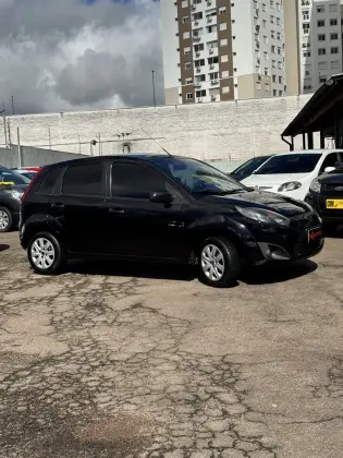 FORD FIESTA 1.0 ROCAM HATCH 8V FLEX 4P MANUAL