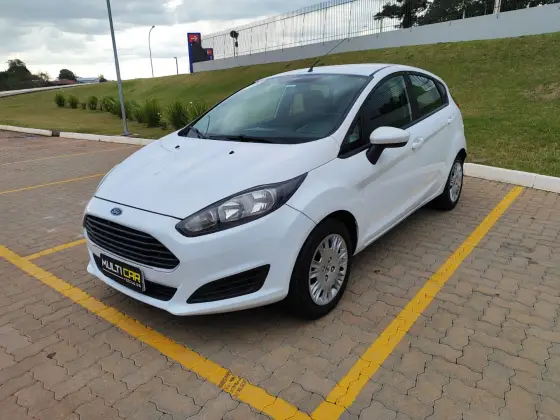 FORD FIESTA 1.5 SE HATCH 16V FLEX 4P MANUAL FORD FIESTA 1.5 SE HATCH 16V FLEX 4P MANUAL