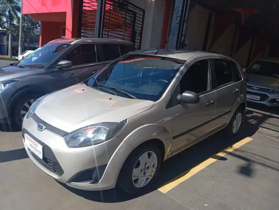 FORD FIESTA 1.6 MPI HATCH 8V FLEX 4P MANUAL FORD FIESTA 1.6 MPI HATCH 8V FLEX 4P MANUAL