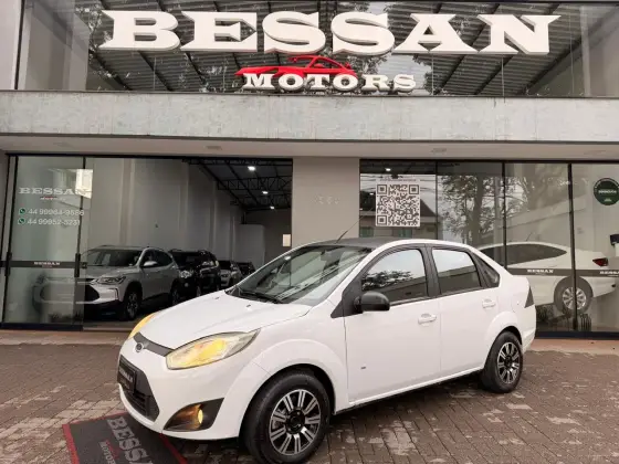 FORD FIESTA 1.6 ROCAM SE SEDAN 8V FLEX 4P MANUAL FORD FIESTA 1.6 ROCAM SE SEDAN 8V FLEX 4P MANUAL