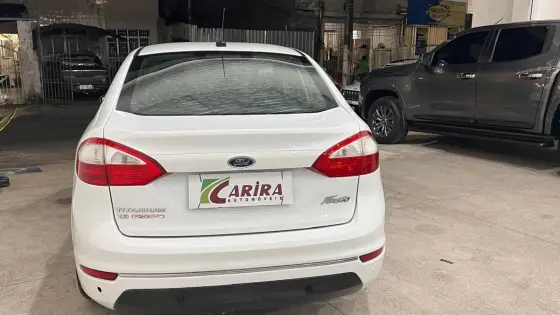 FORD FIESTA 1.6 TITANIUM PLUS SEDAN 16V FLEX 4P POWERSHIFT FORD FIESTA 1.6 TITANIUM PLUS SEDAN 16V FLEX 4P POWERSHIFT