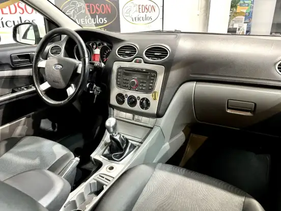 FORD-FOCUS-1.6 GL 16V FLEX 4P MANUAL FORD-FOCUS-2013