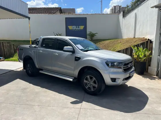 FORD RANGER 2.2 XLS 4X4 CD 16V DIESEL 4P AUTOMÁTICO FORD RANGER 2.2 XLS 4X4 CD 16V DIESEL 4P AUTOMÁTICO