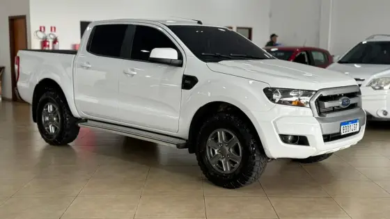 FORD RANGER 2.2 XLS 4X4 CD 16V DIESEL 4P MANUAL FORD RANGER 2.2 XLS 4X4 CD 16V DIESEL 4P MANUAL