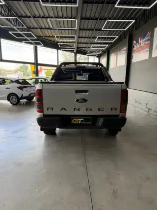 FORD-RANGER-2013