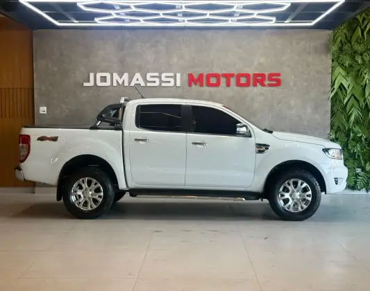 FORD RANGER 3.2 XLT 4X4 CD 20V DIESEL 4P AUTOMÁTICO FORD RANGER 3.2 XLT 4X4 CD 20V DIESEL 4P AUTOMÁTICO