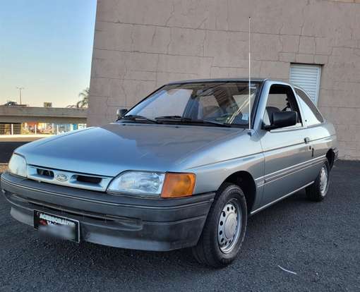 FORD-ESCORT-1993