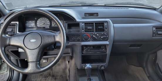 FORD-ESCORT-1993