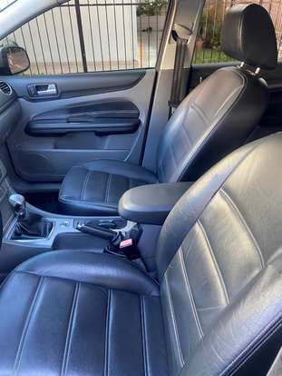FORD-FOCUS-2013