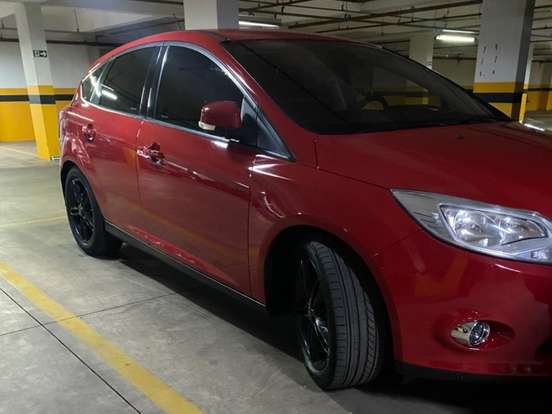 FORD-FOCUS-2.0 SE 16V FLEX 4P POWERSHIFT FORD-FOCUS-2013