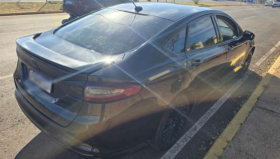 FORD-FUSION-2015