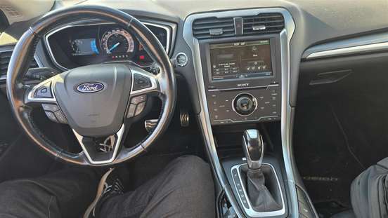 FORD-FUSION-2015