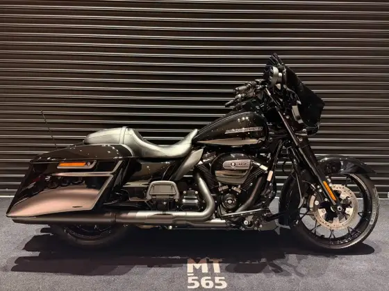 HARLEY-DAVIDSON STREET GLIDE SPECIAL HARLEY-DAVIDSON STREET GLIDE SPECIAL
