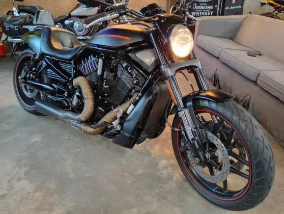 HARLEY-DAVIDSON V ROD NIGHT ROD ESPECIAL HARLEY-DAVIDSON V ROD NIGHT ROD ESPECIAL