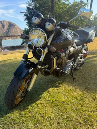 HONDA CB 1300 F SUPER FOUR HONDA CB 1300 F SUPER FOUR