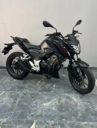 HONDA CB 300F TWISTER ABS HONDA CB 300F TWISTER ABS