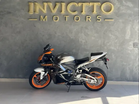 HONDA CBR 600RR HONDA CBR 600RR