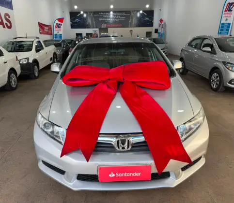 HONDA CIVIC 1.8 LXS 16V FLEX 4P AUTOMÁTICO HONDA CIVIC 1.8 LXS 16V FLEX 4P AUTOMÁTICO