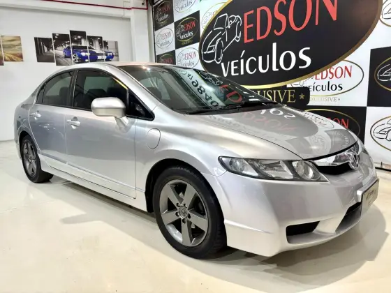 HONDA CIVIC 1.8 LXS 16V FLEX 4P AUTOMÁTICO