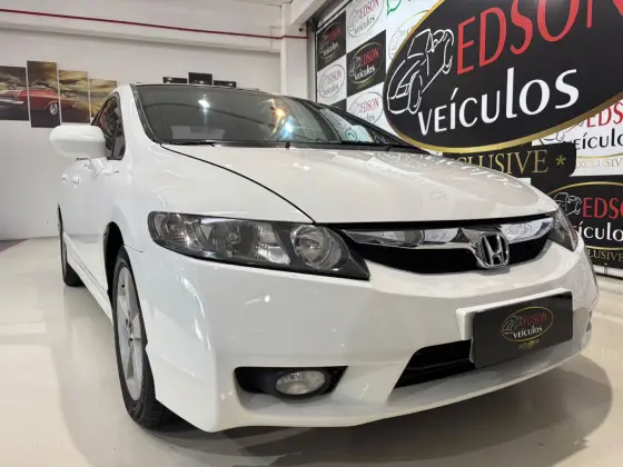 HONDA CIVIC 1.8 LXS 16V FLEX 4P AUTOMÁTICO