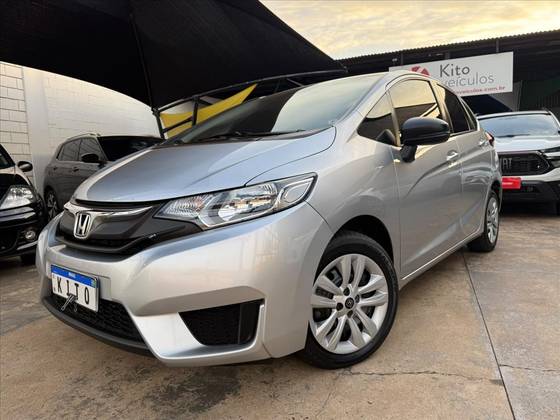 HONDA FIT 1.5 DX 16V FLEX 4P MANUAL