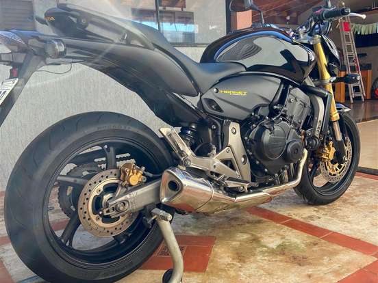 HONDA-CB 600F HORNET HONDA-CB 600F HORNET-2010