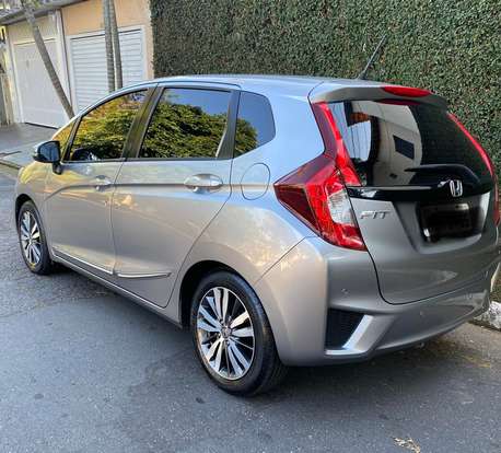HONDA-FIT-2016
